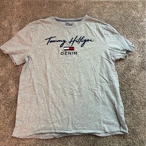 Gray t shirt size large